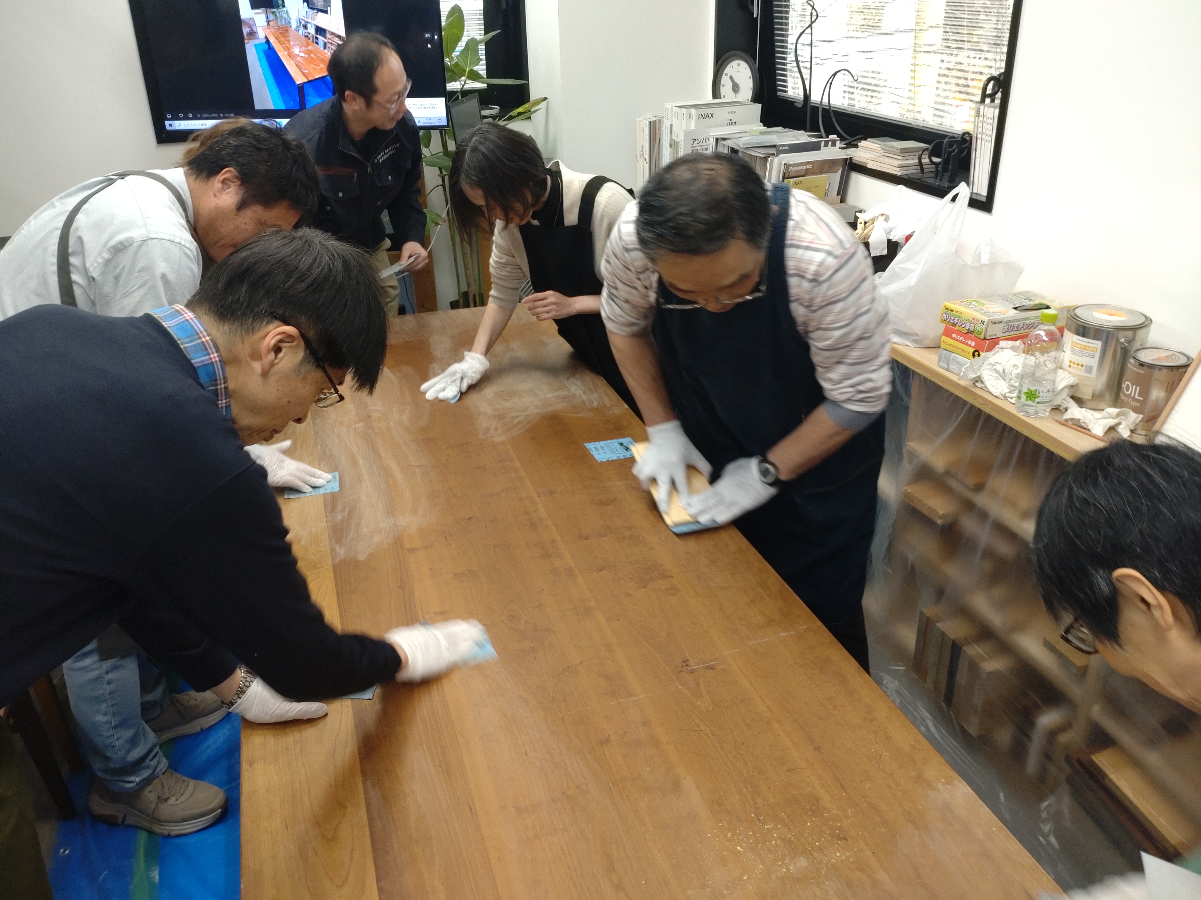 ワークショップ「無垢の木のオイルメンテナンス」＆床のお手入れ方法