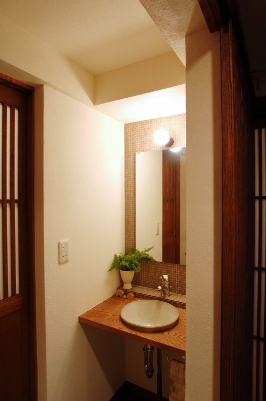 バリの家具が似合う家